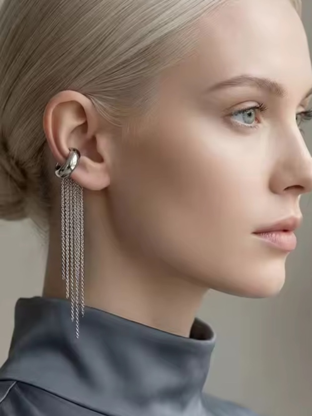 Elegant Silver Chain Tassel Ear Cuff